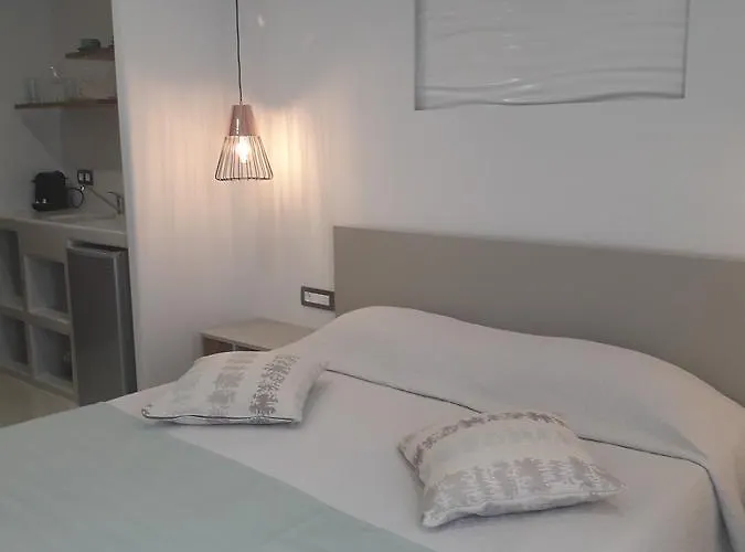 Christine * Agia Anna (Naxos)