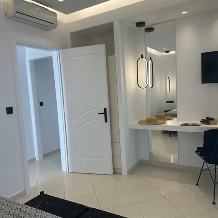 Christine Agia Anna (Naxos)